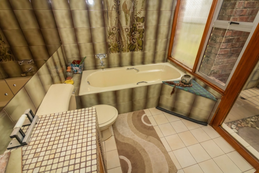 4 Bedroom Property for Sale in Jordania Free State